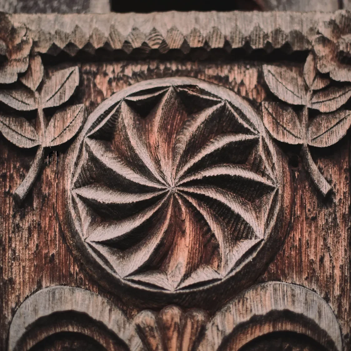 Wood carving that acted as the inspiration for the Wonani tiki symbol